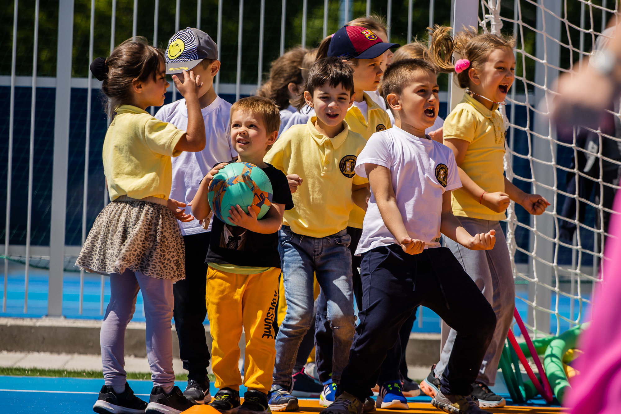 kids play
